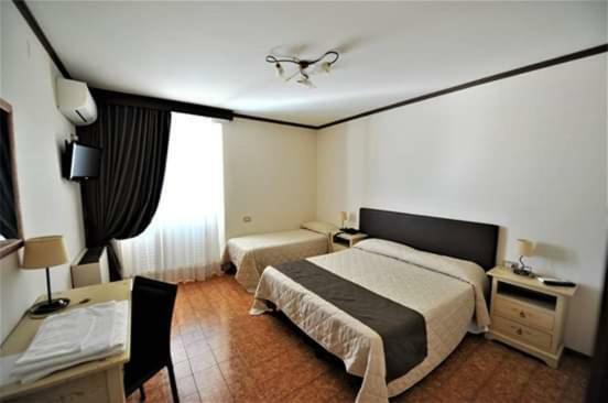 Hotel Il Cammino Di Francesco Bastia Umbra Extérieur photo